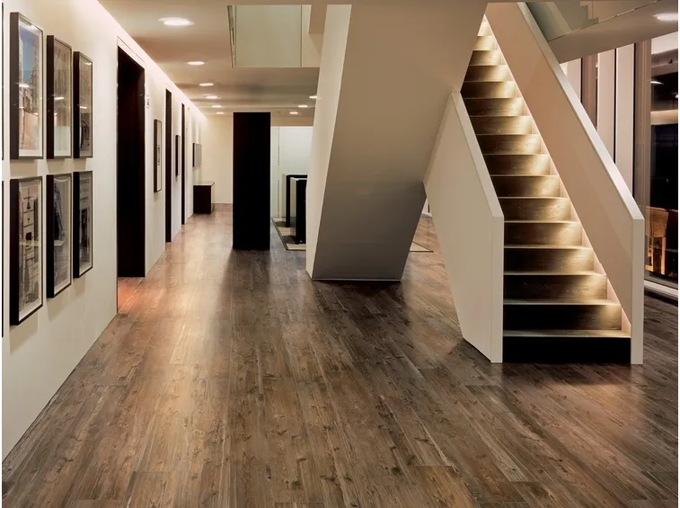 Stanza parquet larice