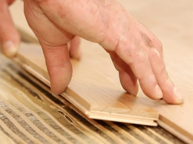 posare parquet