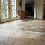 Motivi ornamentali in ceramiche per pavimenti