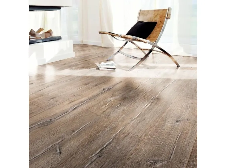 pavimento in laminato moderno