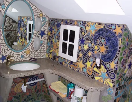 Esempio di mosaico in bagno