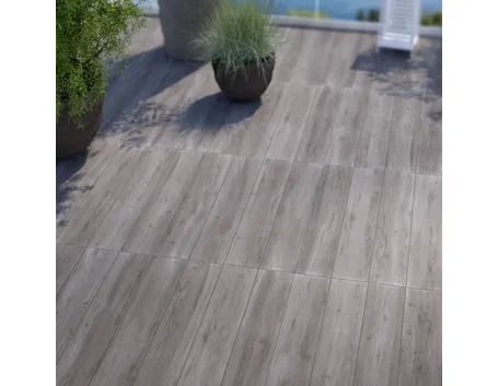 Gres porcellanato per esterni effetto legno