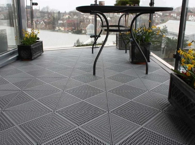 Piastrelle balcone