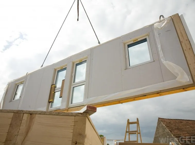 Installazione parete prefabbricata