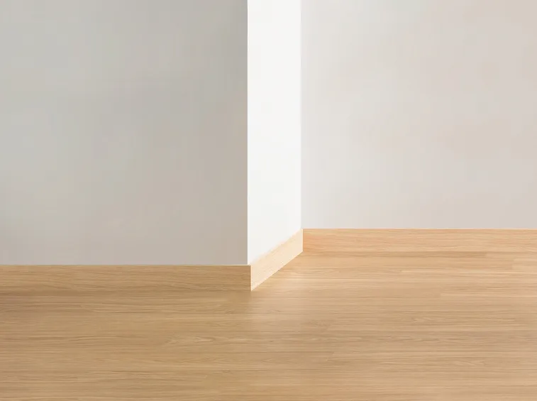 Battiscopa in parquet color legno