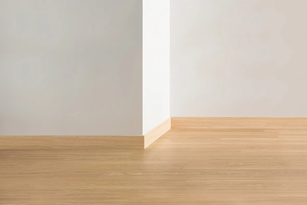 Battiscopa in parquet color legno