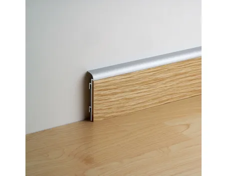 Zoccolino passacavi in alluminio e legno