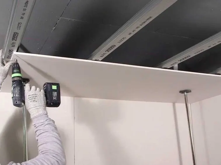 montare controsoffitto