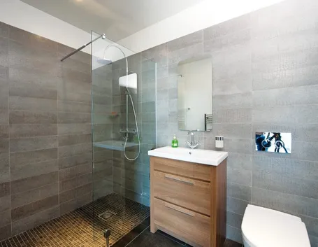 Parete divisoria per doccia da bagno