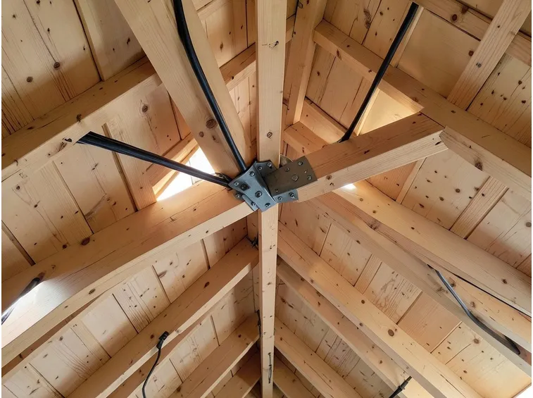 Copertura tetto in legno