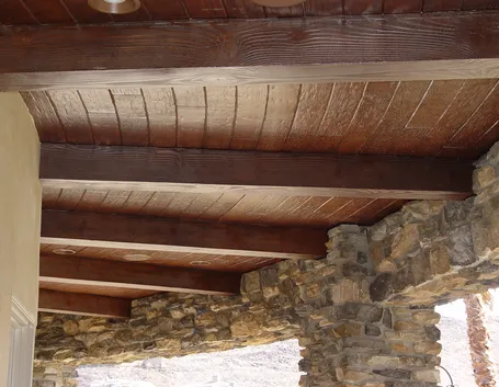 Copertura in travi in legno