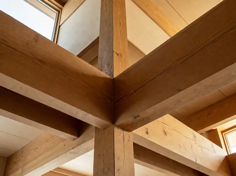 tetti con travi in legno lamellare