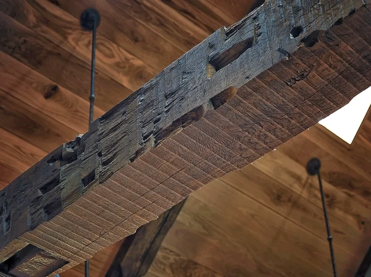 trave in legno massello