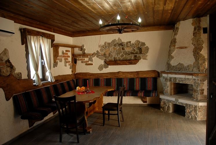 Arredare tavernetta. tutto larredo cucina basi e pensili presentano ... Come arredare la taverna