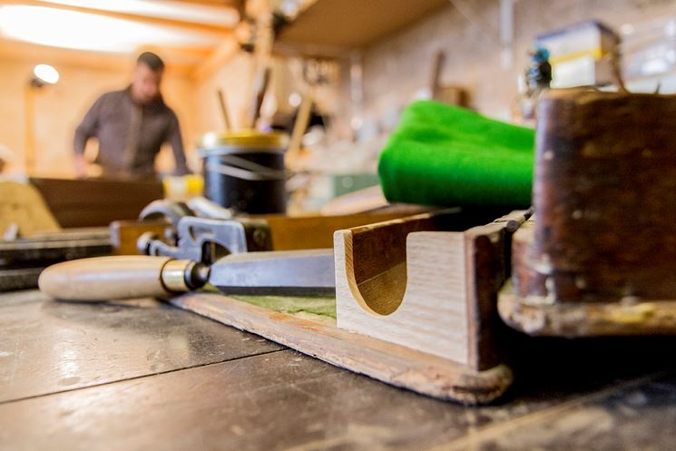 attrezzi bottega di restauro