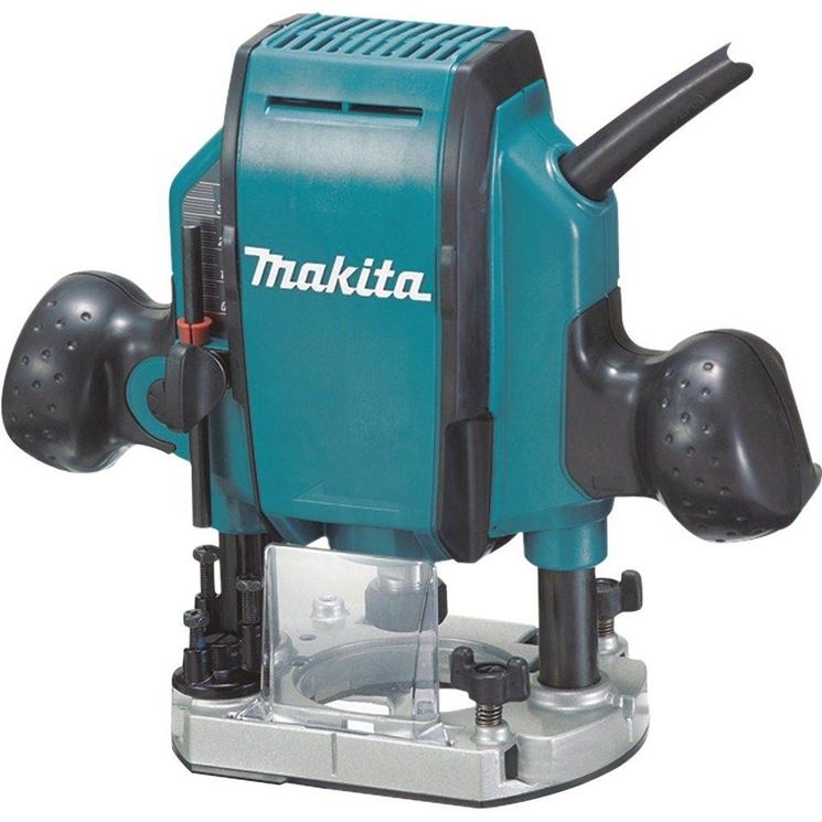 Fresatrice verticale Makita