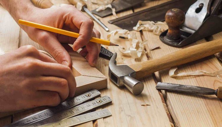 Lavoro di falegnameria