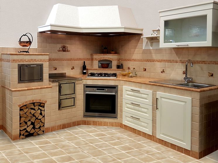 Pregi e caratteristiche delle cucine in muratura rustiche for Progetto cucina in muratura fai da te