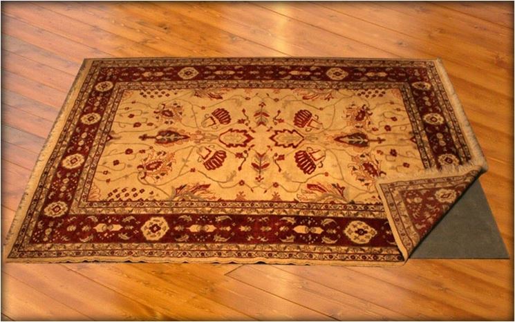Esempio di tappeto orientale