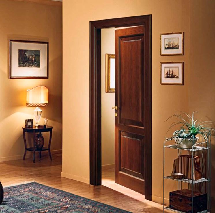 Porte in legno massello serramenti caratteristiche delle porte ... Costruire una porta in legno massello