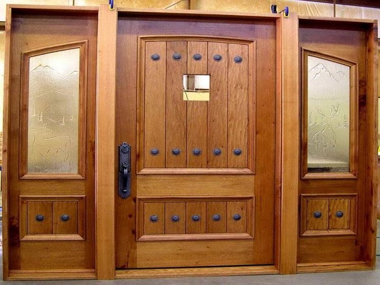 Porte in legno serramenti vari modelli di porte in legno Costruire una porta in legno massello