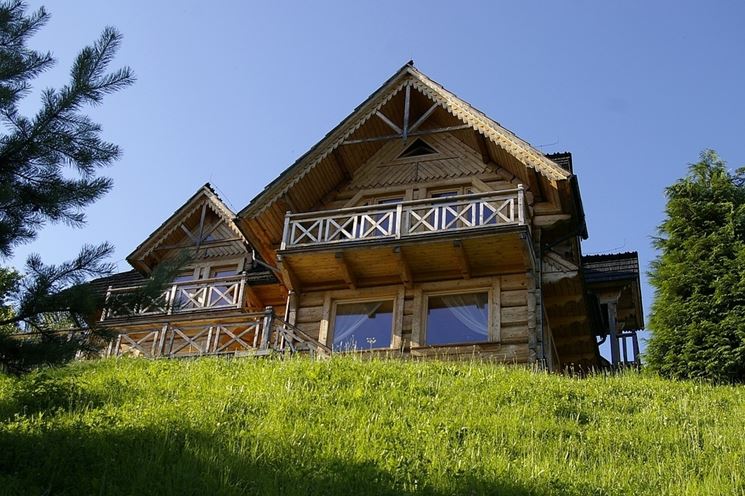 Splendida casa di montagna in legno