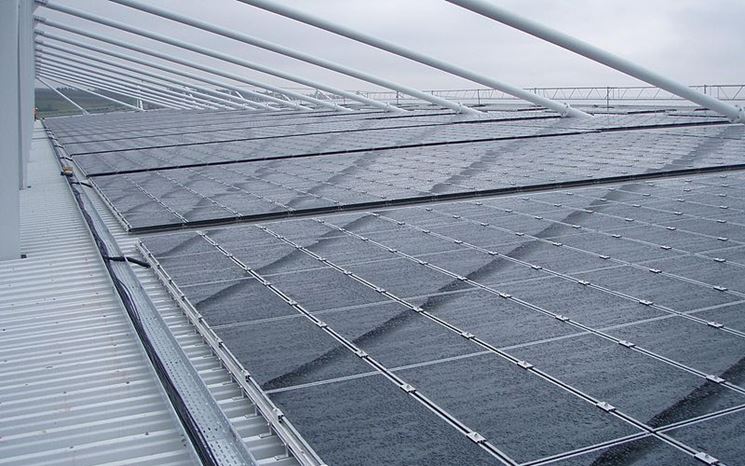 Tetto con fotovoltaico innovativo integrato