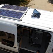 Camper con pannelli fotovoltaici