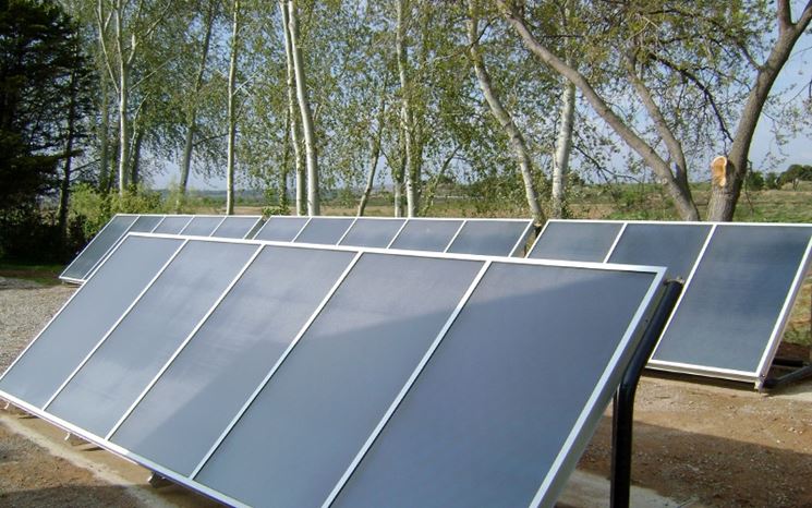 Pannelli fotovoltaici a terra