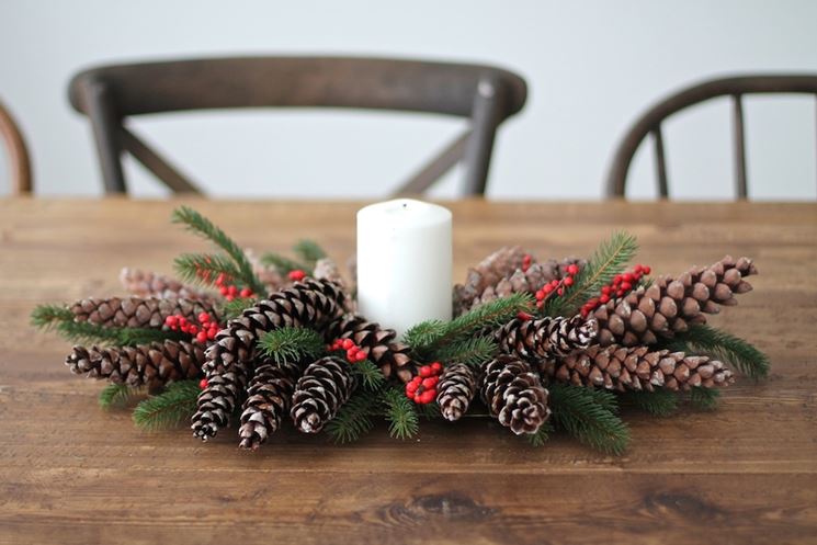 Centrotavola Natalizi Fai Da Te Con Pigne E Candele.Composizioni Natalizie Fai Da Te Come Decorare Decorazioni Natale