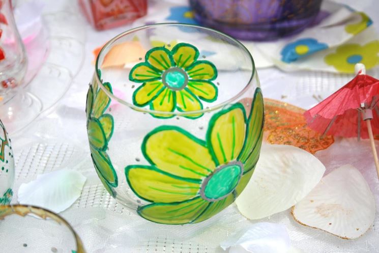 Bicchiere in vetro decorato