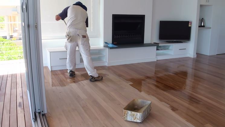 Trattamento poliuretanico per parquet