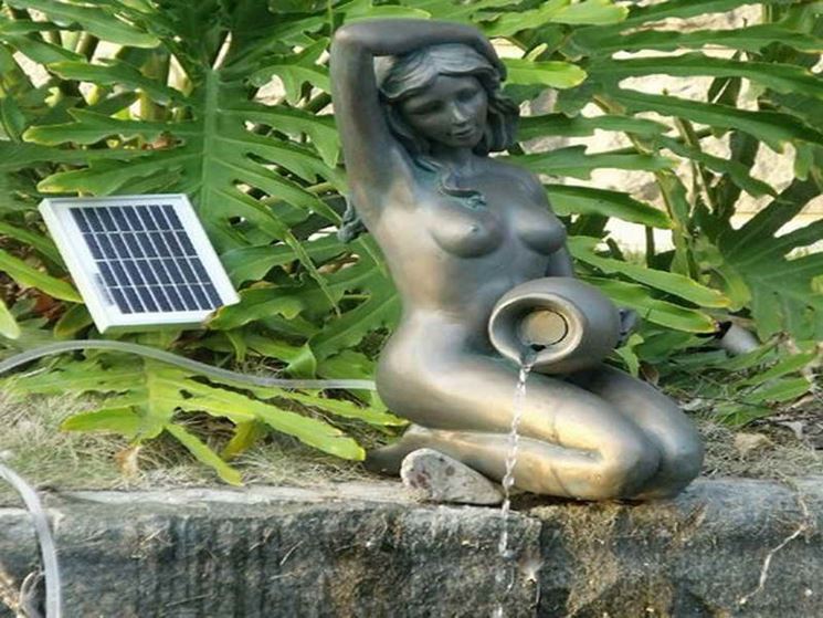 Mobili da giardino fuori casa: tavolini da giardino ikea il tavolo ... Fontanella peri cucina esterna