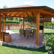 Esemplare di gazebo in legno