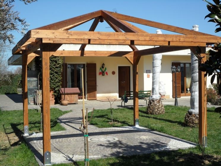 Gazebo in legno lamellare