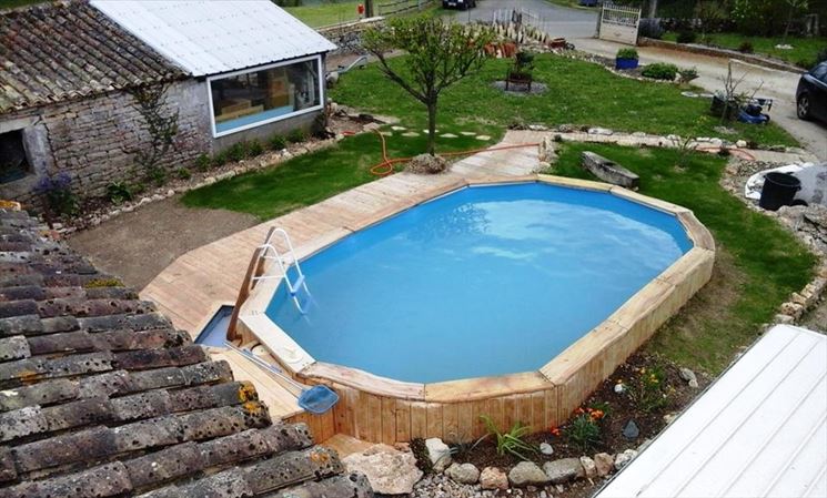 Piscina fai da te fuori terra