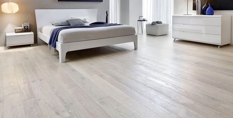 Pavimento in parquet di rovere sbiancato