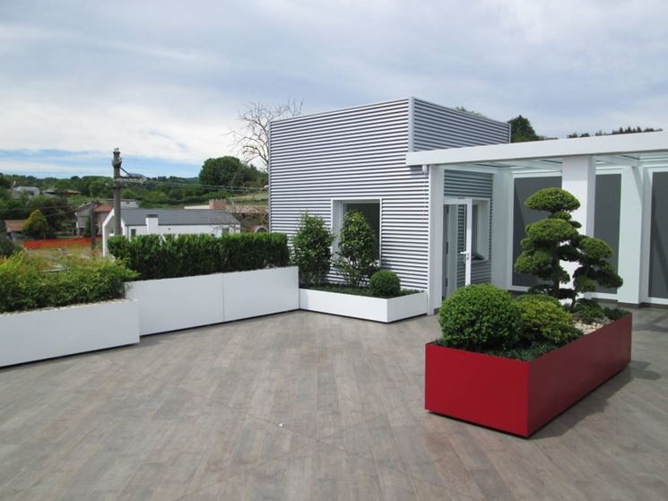 Terrazzo con rivestimento in gres