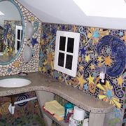 Esempio di mosaico in bagno