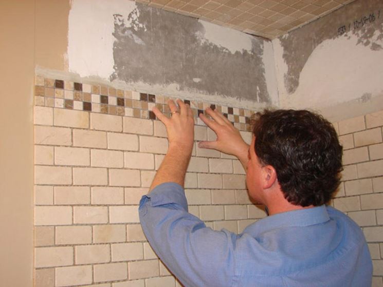 Piastrelle bagno mosaico rivestimenti piastrellatura bagno Posa piastrelle mosaico