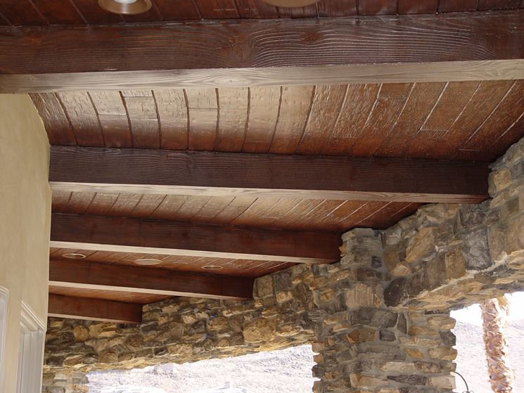 Soffitto in travi di legno